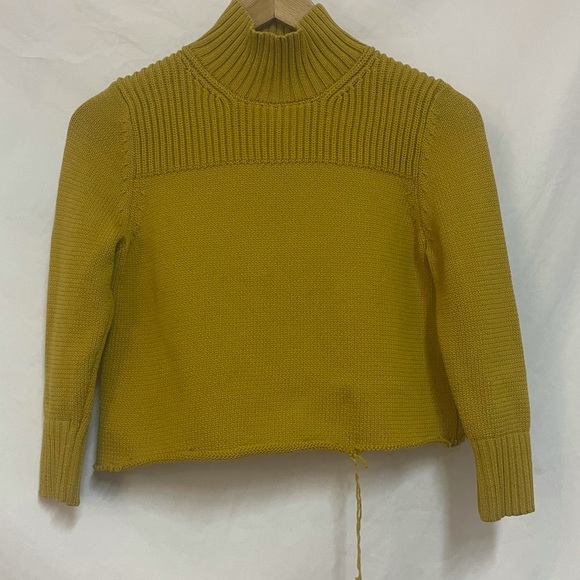 Turkish Waistline Throw Sweater - Picture 1 of 3